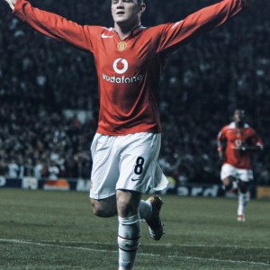 2004年的今天，18岁鲁尼曼联首秀戴帽，助球队大胜费内巴切