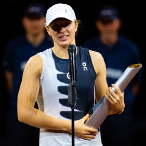 开云体育-张奔斗：昨晚的四场决赛 今早的一圈巡礼